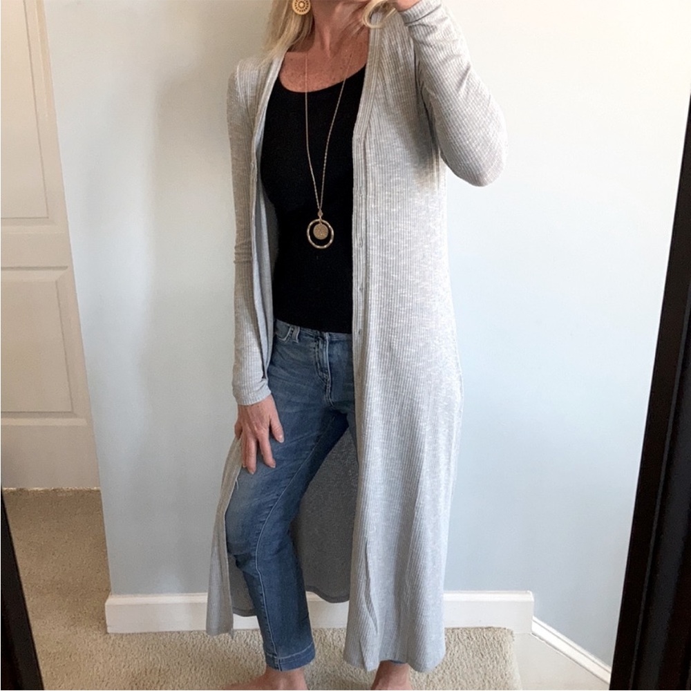 Ribbed Texture Long, V Neck Button Front Cardigan - Picture 7 of 8